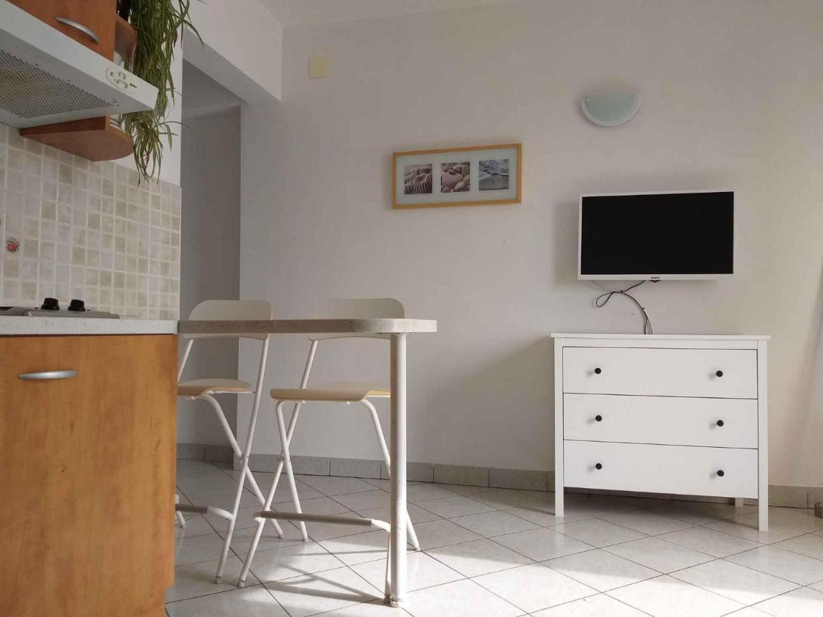 Apartments In Njivice/Insel Krk 34038 Zewnętrze zdjęcie