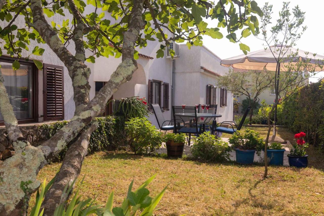 Apartments In Njivice/Insel Krk 34038 Zewnętrze zdjęcie