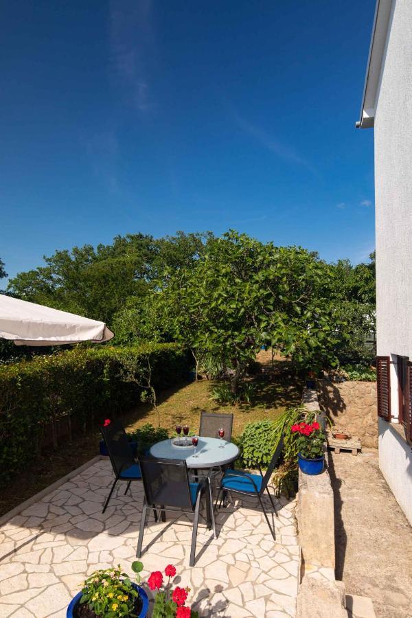 Apartments In Njivice/Insel Krk 34038 Zewnętrze zdjęcie