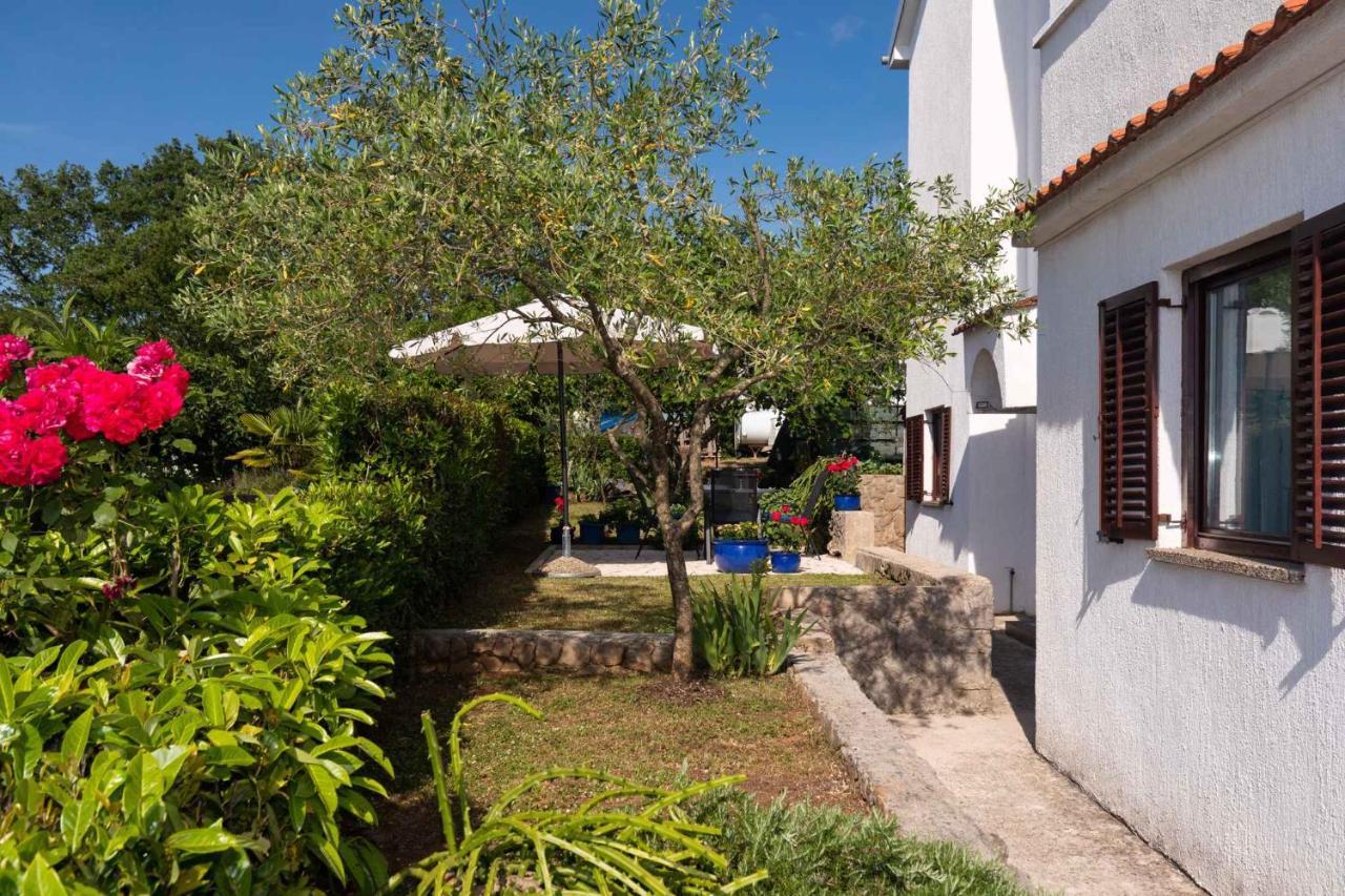 Apartments In Njivice/Insel Krk 34038 Zewnętrze zdjęcie
